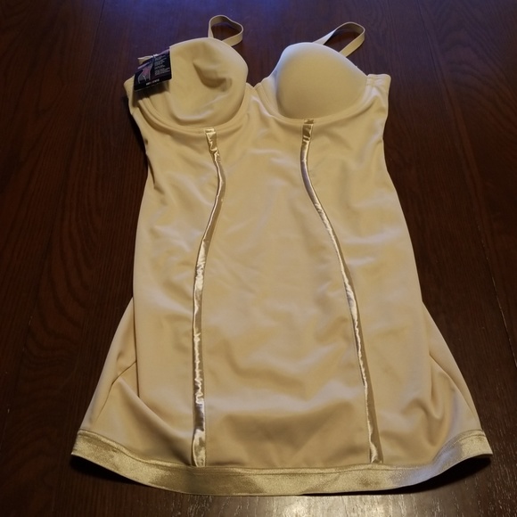 Maidenform Intimates & Sleepwear Maidenform Firm Control